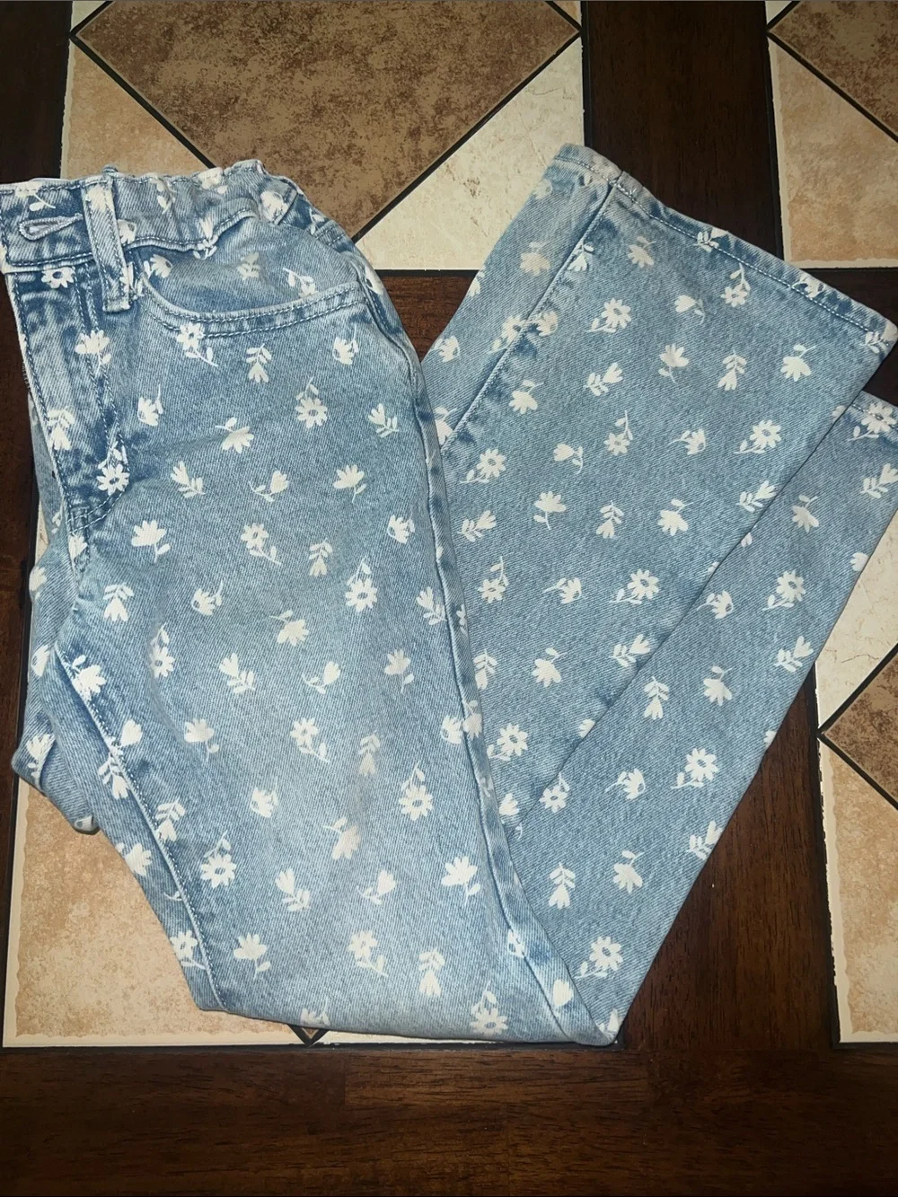 Old Navy Light Blue Floral Print Jeans for Kids